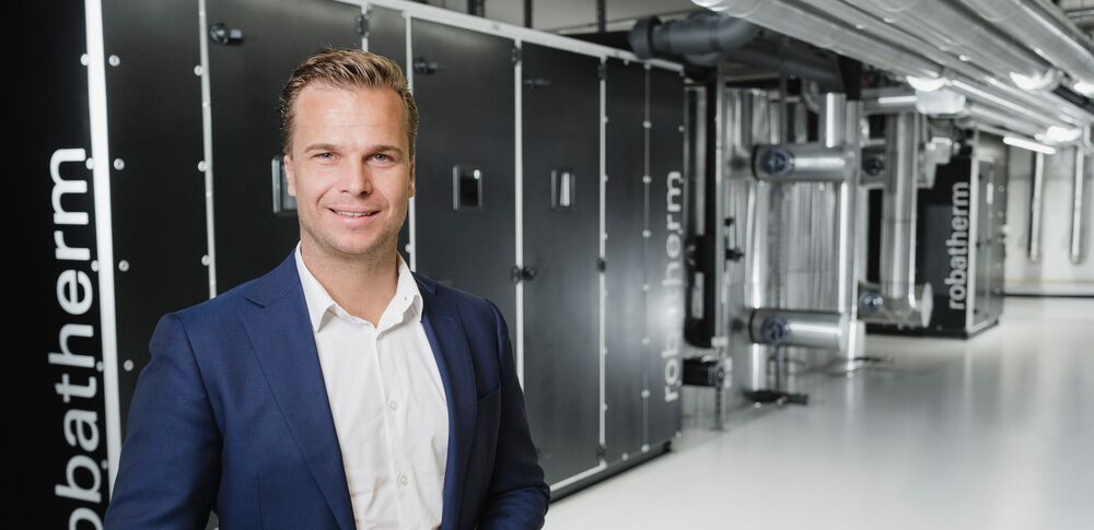 Sales Manager - Robert Verwey